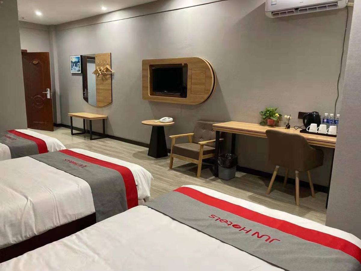 Jun Hotels Suqian Muyang Baimeng Logistics Park Екстер'єр фото